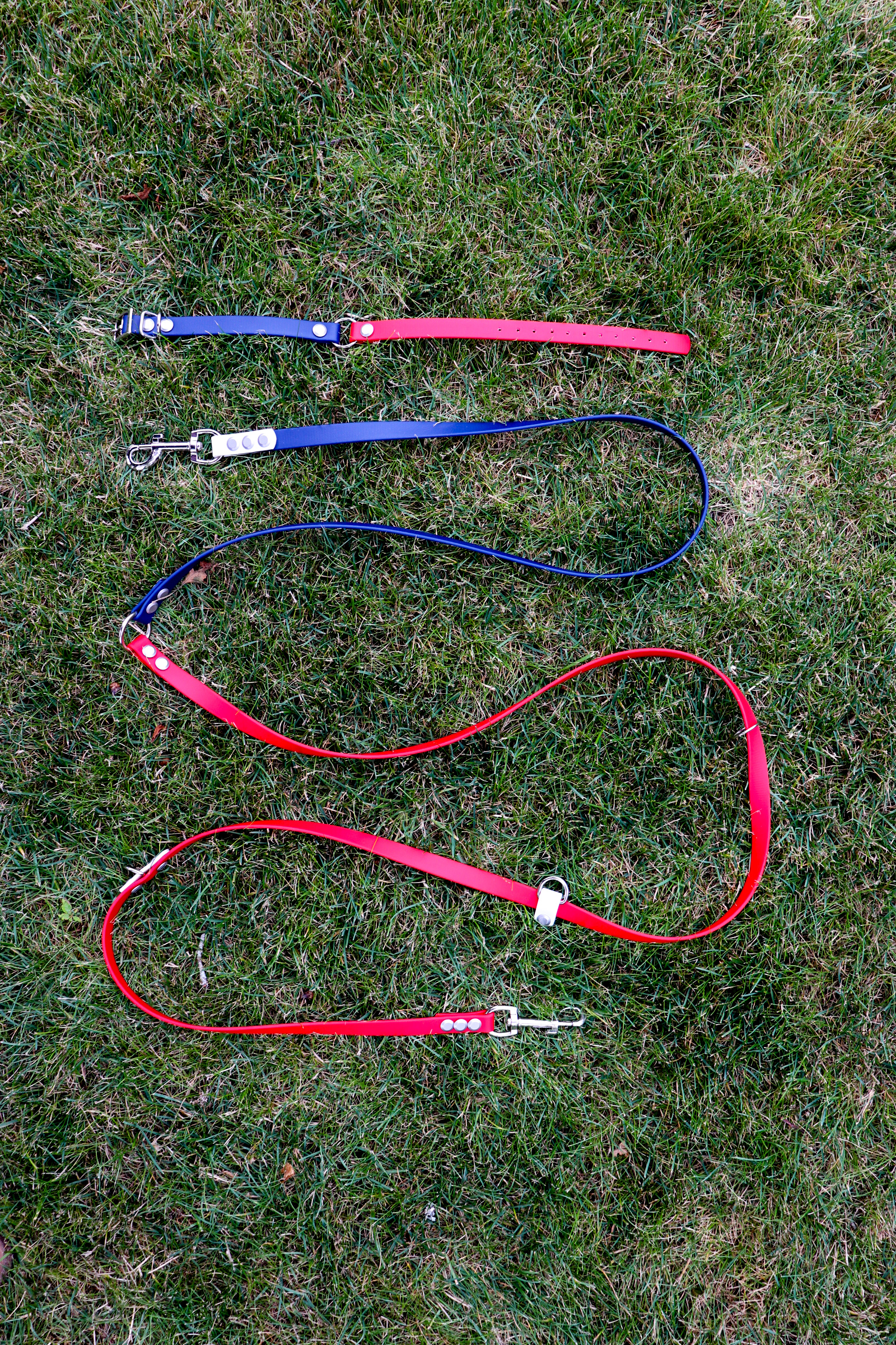 Item: Hands-free 8 ft leash + adjustable collar | Length: 8 ft leash | Width: 5/8 in | Colors: Red, White & Blue with Deep Sea | Hardware: silver | Custom: Patriotic set with matching adjustable collar